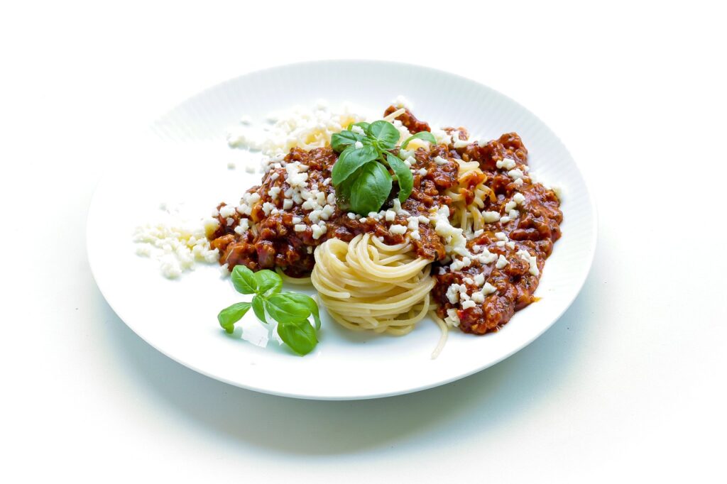 pasta, basil, lunch-1557485.jpg